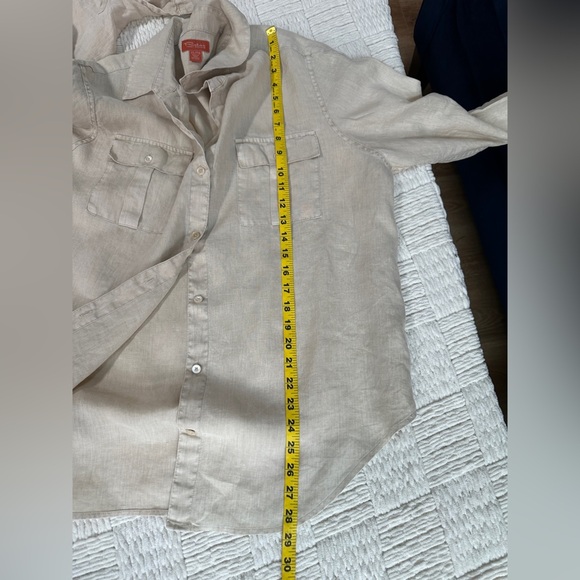 Tommy Bahama Relax Linen Button Down Utility Shirt With Roll Tab Button Sleeves - Picture 10 of 11